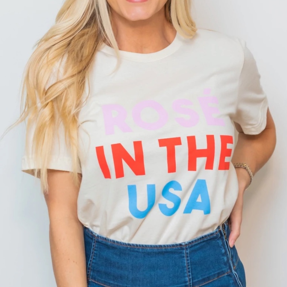 NWT Friday + Saturday Rose In The USA Tshirt